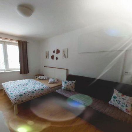 Apartman Jafi リプノ・ナト・ヴルタヴォウ エクステリア 写真
