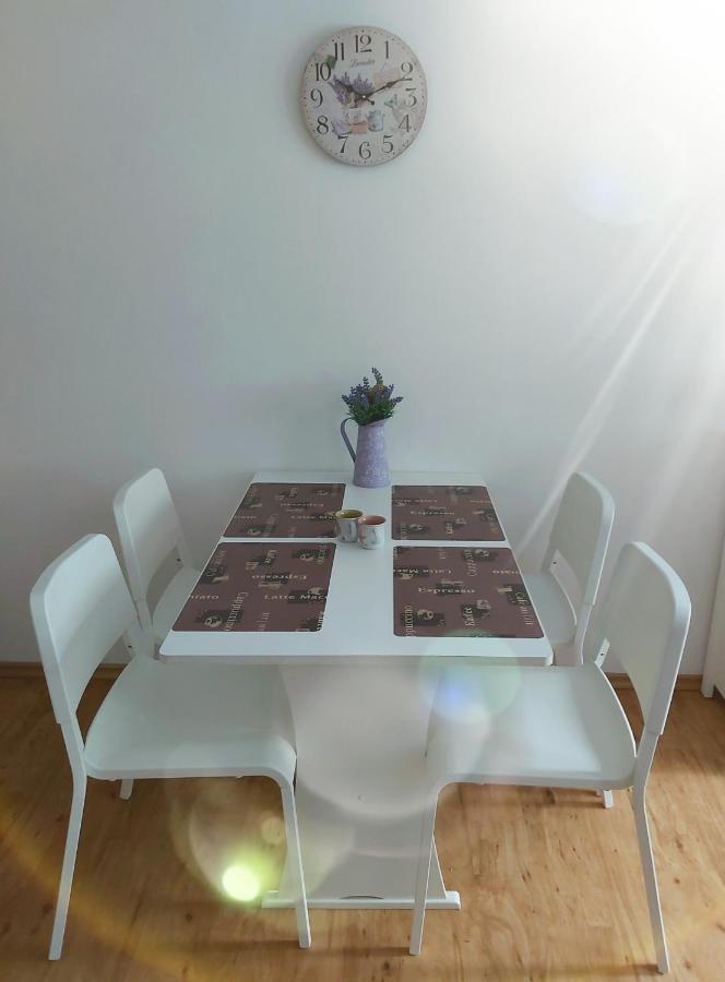 Apartman Jafi リプノ・ナト・ヴルタヴォウ エクステリア 写真