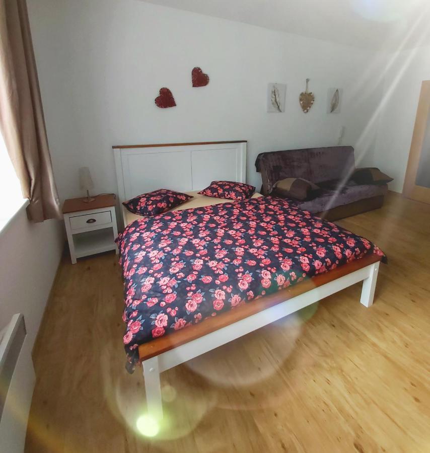 Apartman Jafi リプノ・ナト・ヴルタヴォウ エクステリア 写真