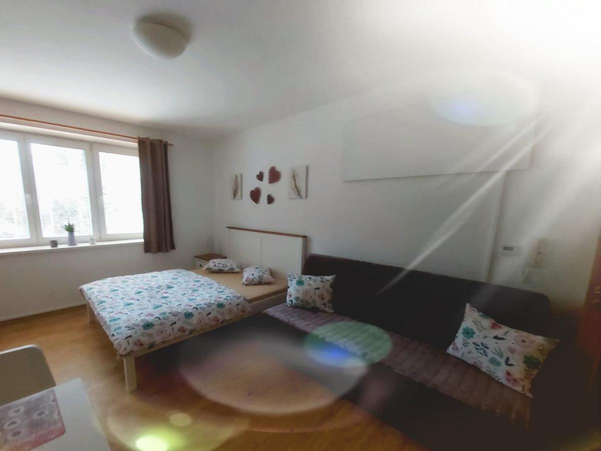 Apartman Jafi リプノ・ナト・ヴルタヴォウ エクステリア 写真
