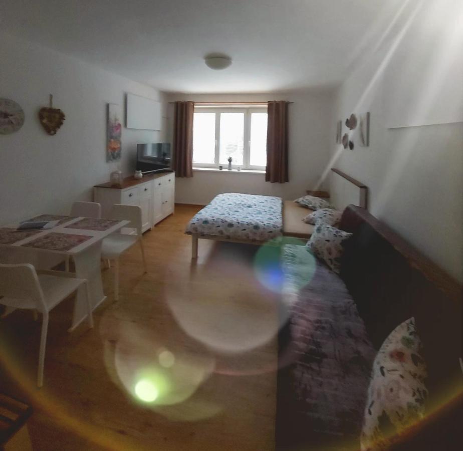 Apartman Jafi リプノ・ナト・ヴルタヴォウ エクステリア 写真